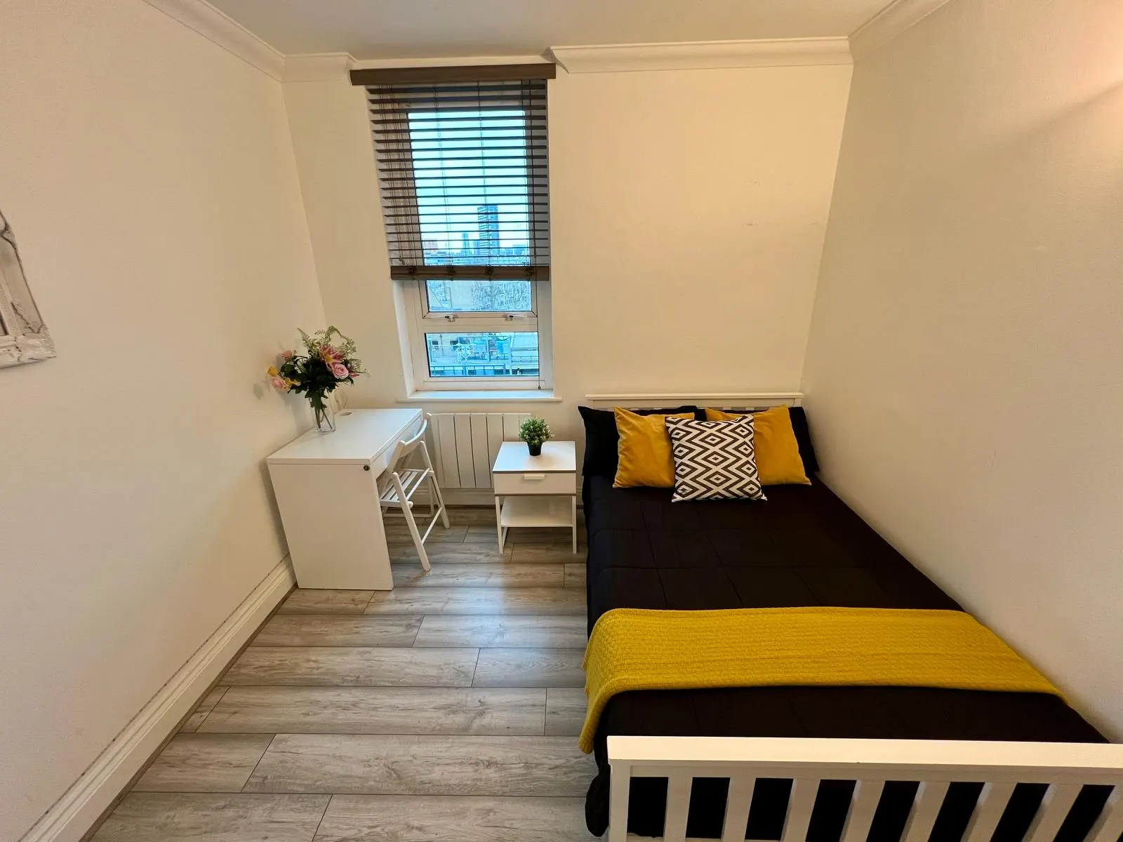 Double room near Crossharbour